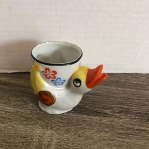 Vtg Handpainted Egg  Cup
